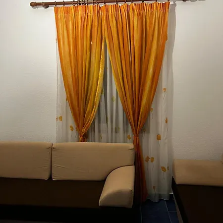Cozy Little For Rent Apartment Durrës